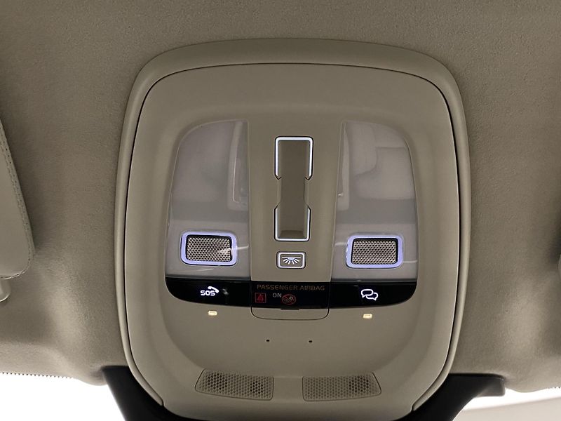 Volvo XC90 (2026) T8 AWD RECHARGE DARK ULTRA - fotka 44 z 74