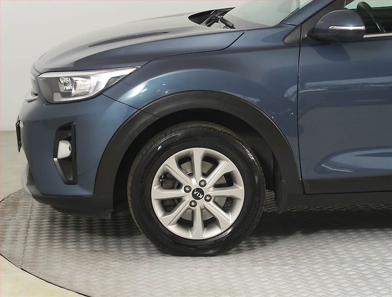 Kia Stonic (2020) 1.0 T-GDI, ČR,1.maj - fotka 15 z 23