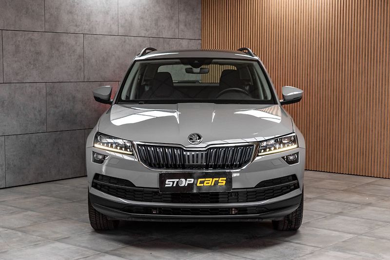 Škoda Karoq 2.0TDI*MANUÁL*ACC*KAMERA*EL.KU - fotka 2 z 44