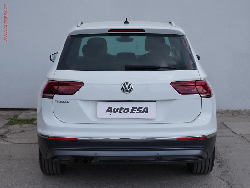 Volkswagen Tiguan (2018) 2.0TDi, 2.maj,ČR, DSG, navi - fotka 5 z 21