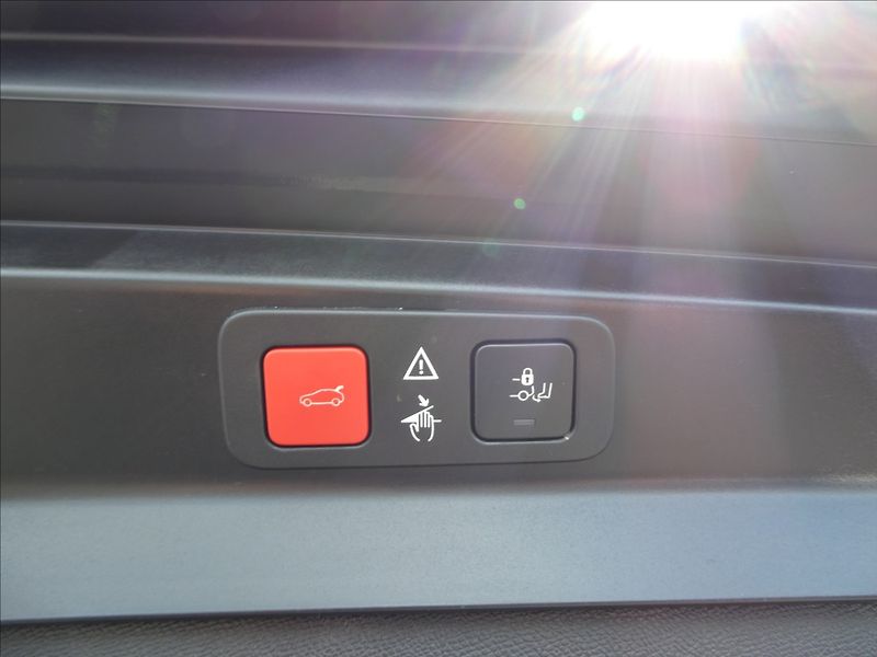 Peugeot 5008 2,0 HDi 130kW GT 7.míst AT8 - fotka 21 z 50