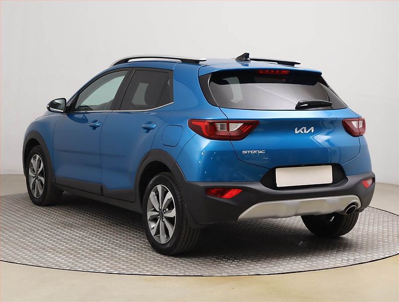 Kia Stonic (2023) 1.2 DPI, ČR,1.maj, Serv.kniha - fotka 4 z 19