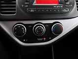Kia Picanto (2013) 1.0, po STK, rezervace - náhled 9