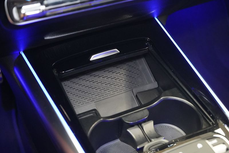 Mercedes-Benz EQA 250, AMG Line, Tažné,  KEYLESS - fotka 40 z 46