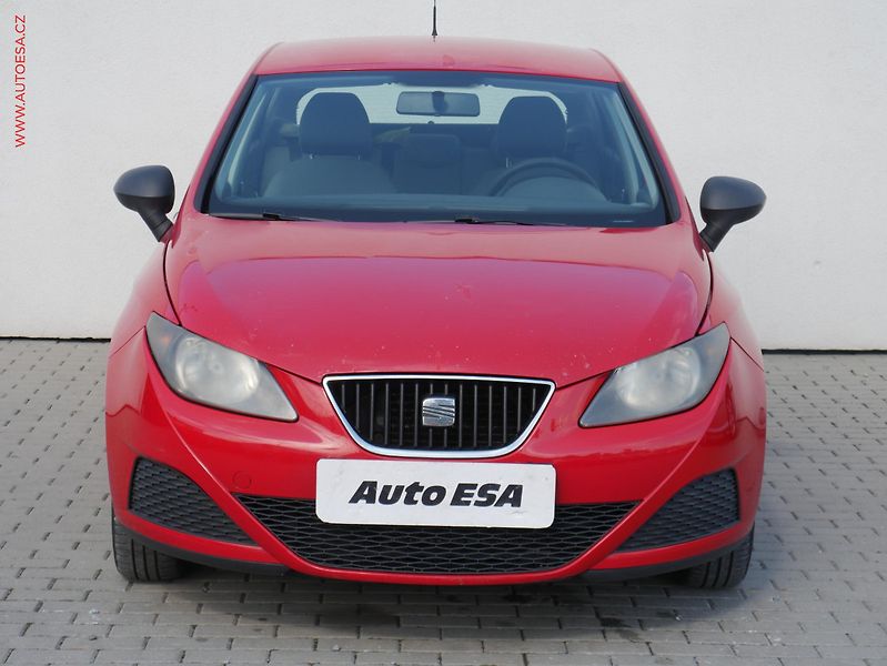 Seat Ibiza (2008) 1.4i, ČR, servis.kniha - fotka 2 z 15