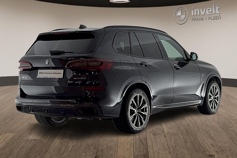 BMW X5 xDrive40d - fotka 3 z 13