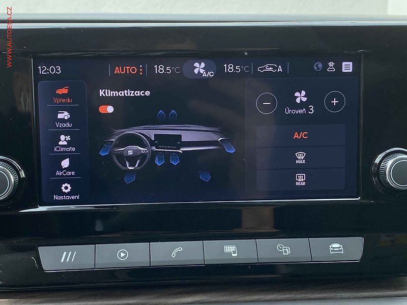 Seat Leon (2021) 1.0 TSi, Xcellence, DSG, LED - fotka 16 z 17