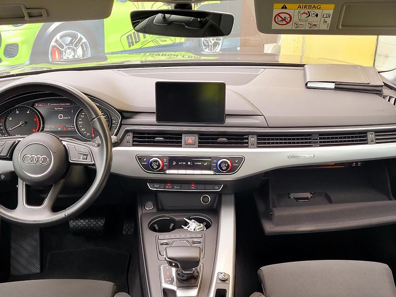 Audi A4 TDi S-tron 140kW Quattro,CZ    - fotka 38 z 53