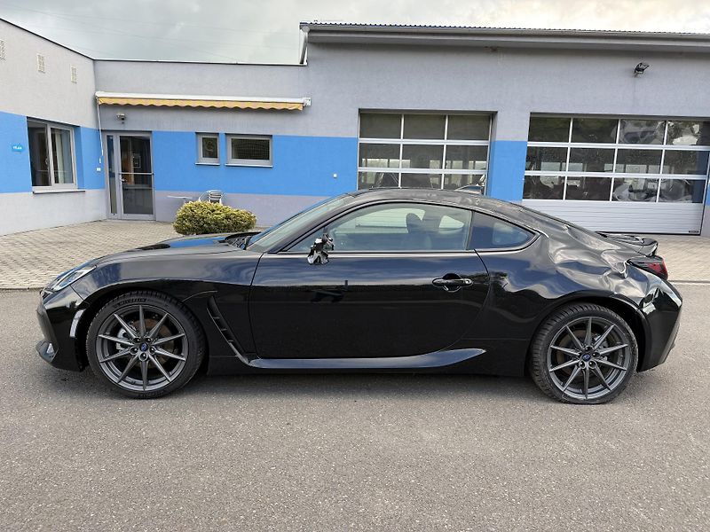 Subaru BRZ 2,4i 172kW 1800km - fotka 6 z 19