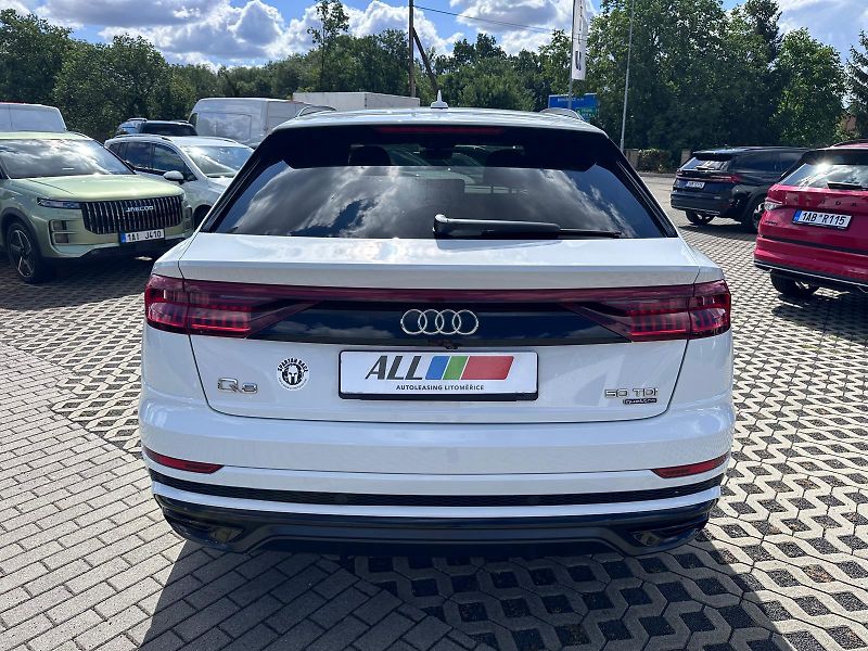Audi Q8 3.0 TDI 210kW S-LINE - fotka 7 z 20