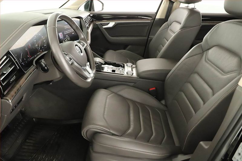 Volkswagen Touareg (2019) 3.0 TDI - fotka 7 z 19