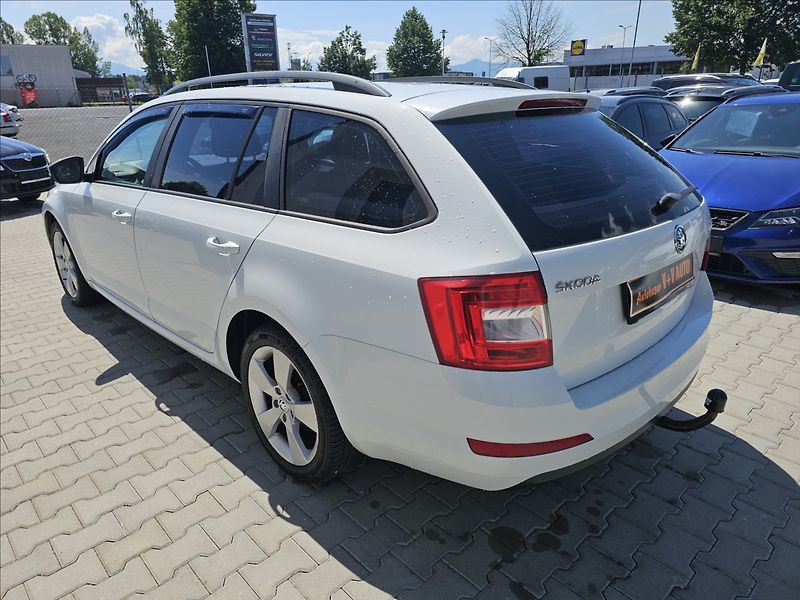 Škoda Octavia 2,0TDi 110KW Elegance TZ - fotka 8 z 49