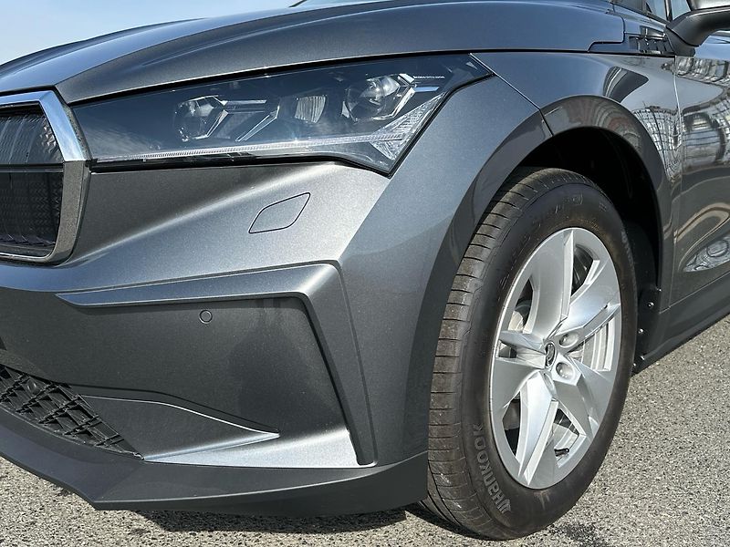 Škoda Enyaq (2024) 55 kWh 125 kW 1° převodovka - fotka 18 z 22