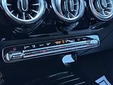 Mercedes-Benz Třídy A 200d AMG Style Edition - náhled 31
