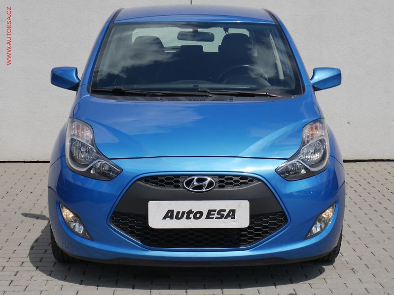 Hyundai ix20 (2015) 1.4 CRDi, ČR, AC - fotka 2 z 16