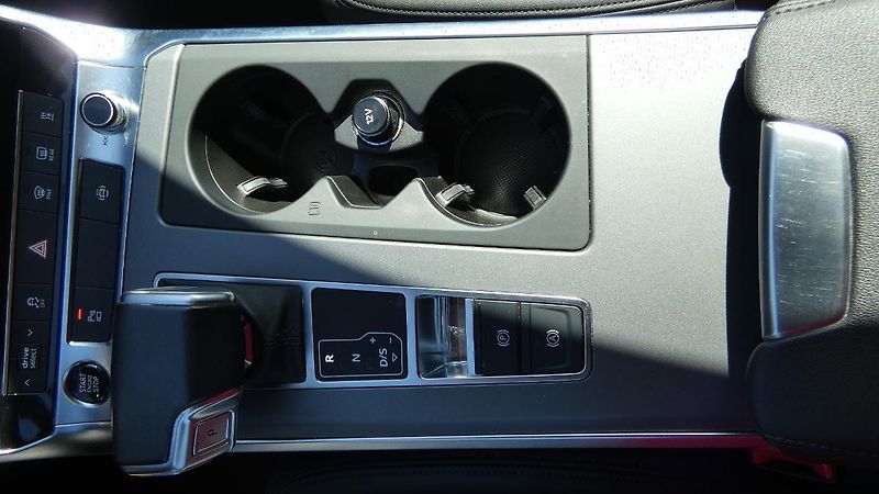 Audi A6 ALLROAD QUATTRO 3.0 45 TDI qua - fotka 18 z 24