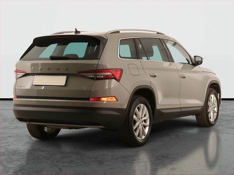 Škoda Kodiaq (2023) Style 2.0 TDI, digi klima - fotka 5 z 25