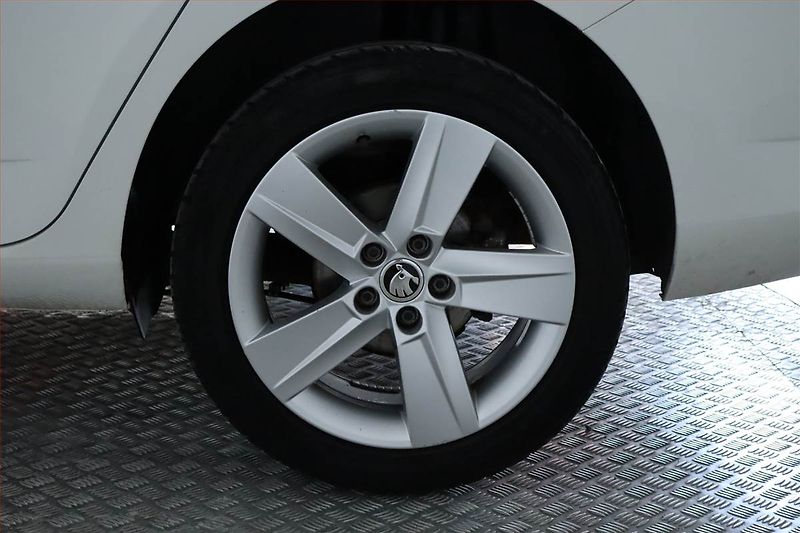 Škoda Fabia (2016) 1.4 TDI, Serv.kniha, Tempomat - fotka 15 z 22