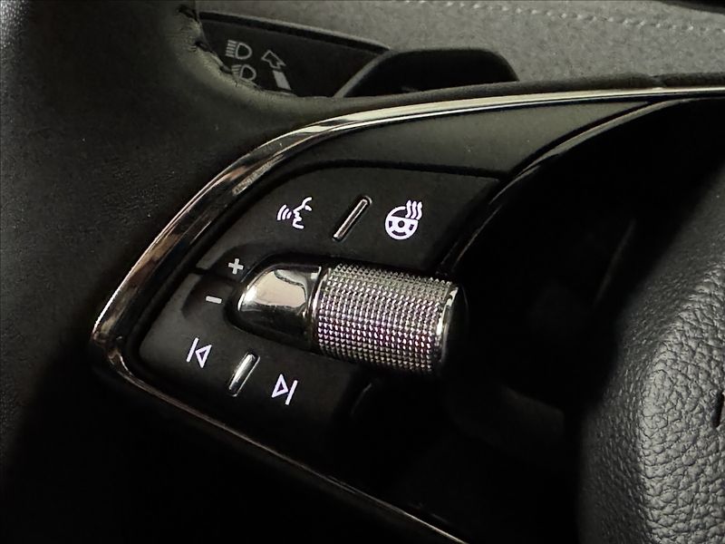 Škoda Enyaq 80 150kW LED Matrix Assist - fotka 41 z 45