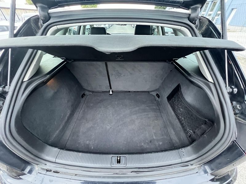 Audi A3 SPORTBACK 2.0TDi 103kw KLIMA  - fotka 22 z 36