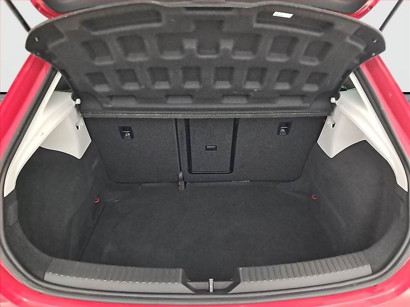Seat Leon (2016) 1.8 TSI, Kůže, Tempomat - fotka 13 z 20