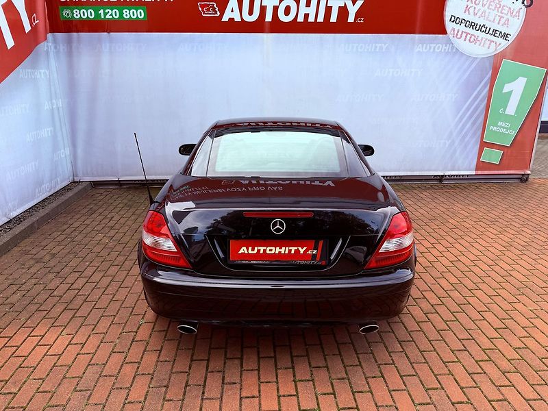 Mercedes-Benz SLK 350 Manuál, 80 tkm, Serviska - fotka 9 z 34