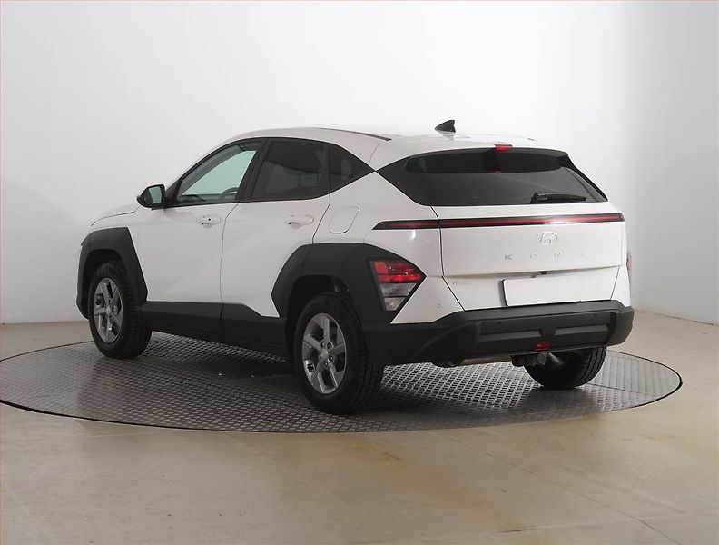 Hyundai Kona (2024) 1.0 T-GDI - fotka 4 z 25