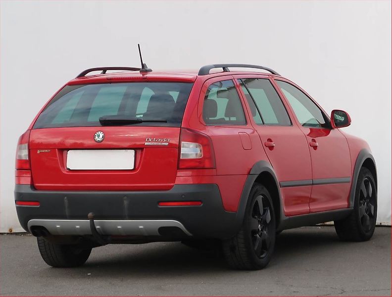 Škoda Octavia (2011) Scout 2.0 TDI, 4X4, Navi - fotka 5 z 19