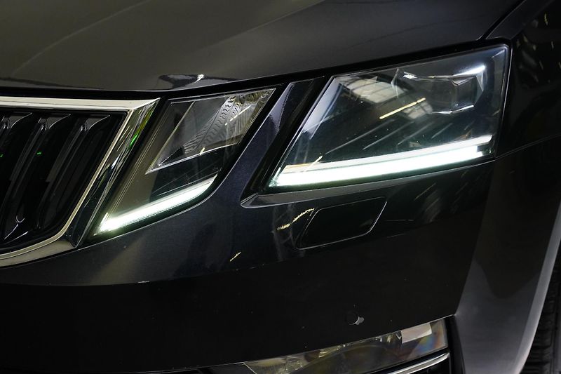 Škoda Octavia - fotka 9 z 26
