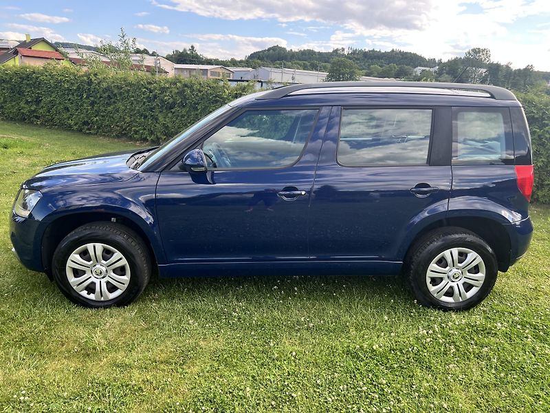 Škoda Yeti 1.2TSI 77KW,KLIMA,ESP,ASR,CD - fotka 4 z 40
