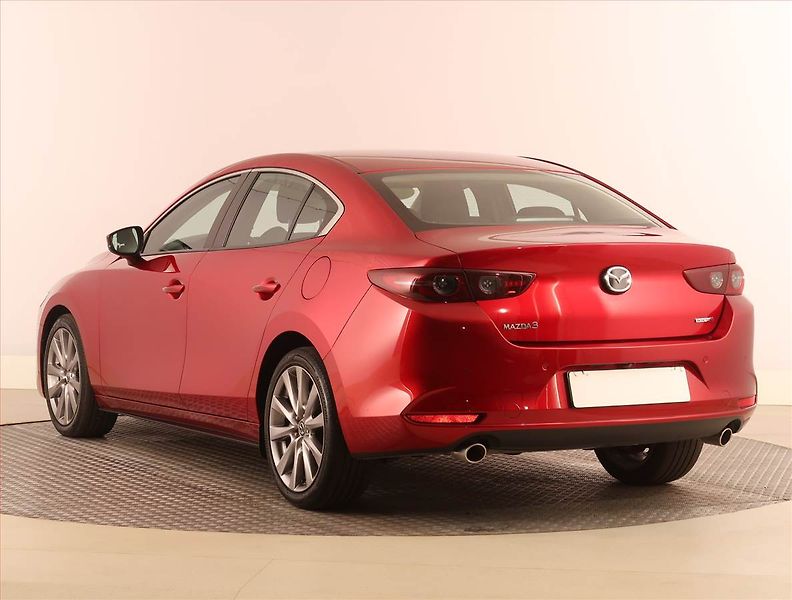 Mazda 3 (2019) 2.0 Skyactiv-G - fotka 4 z 21