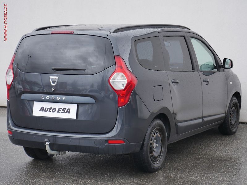 Dacia Lodgy (2013) 1.2 TCe, 2.maj,ČR, AC, temp - fotka 4 z 16