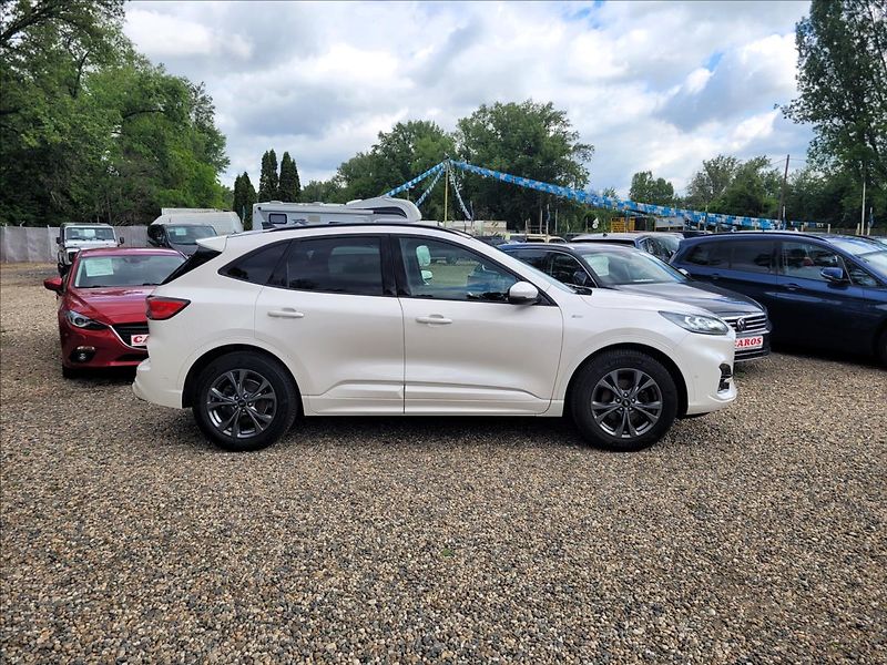 Ford Kuga 1,5 Již není k dispozici - fotka 4 z 50