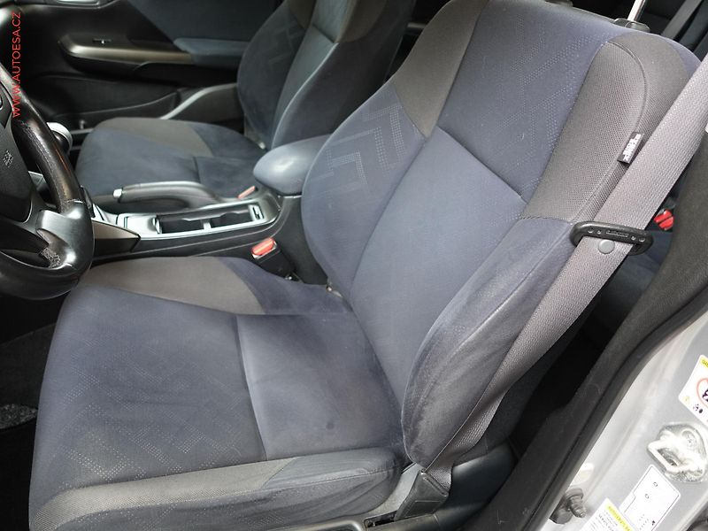 Honda Civic (2012) 1.4i, servis.kniha - fotka 9 z 21