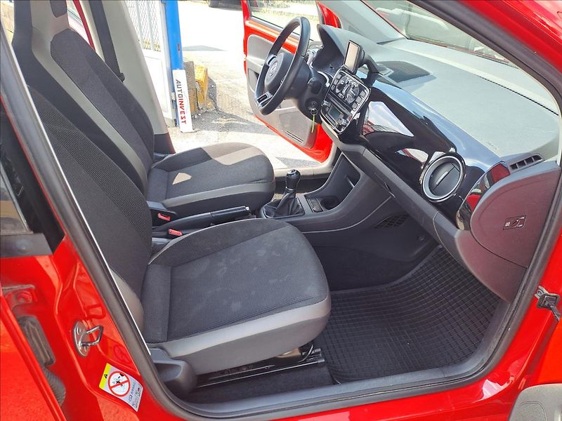 Volkswagen up! 1,0 i CNG - fotka 8 z 14