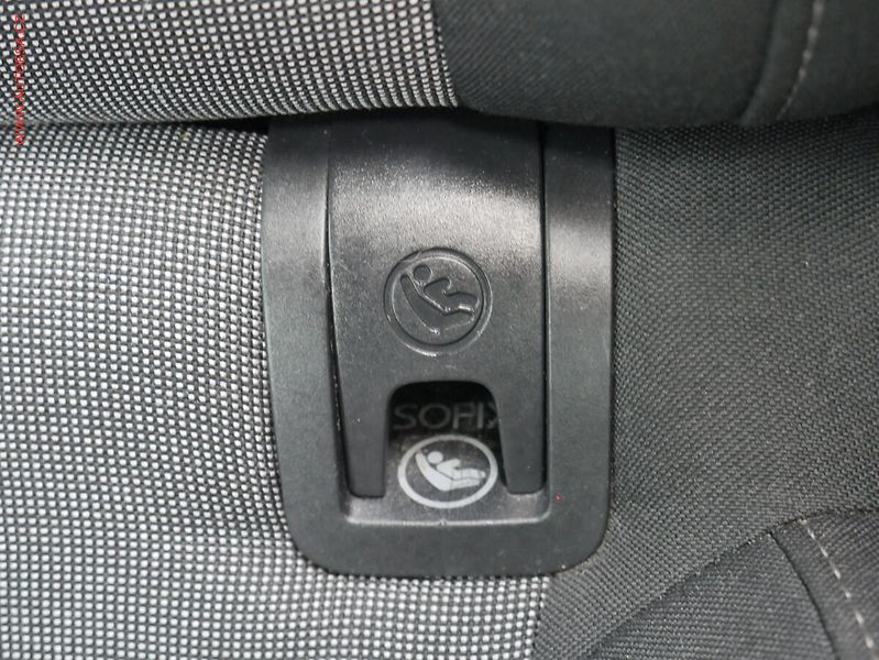 Volkswagen Golf (2014) 1.6 TDi, DSG, TZ - fotka 21 z 22
