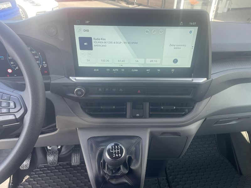 Volkswagen Transporter 2.0 TDI DR 110kW - fotka 16 z 21