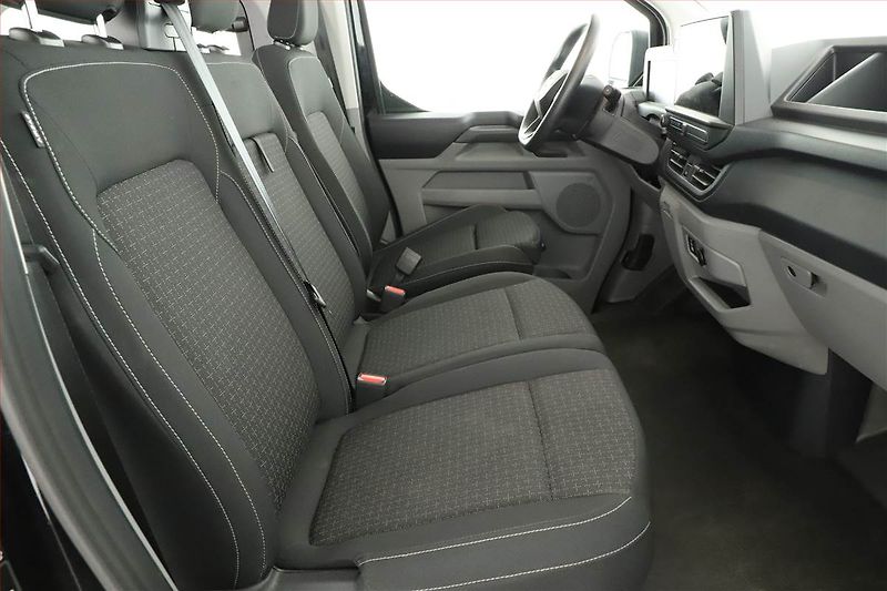 Ford Transit Custom (2025) 2.0 EcoBlue - fotka 7 z 20