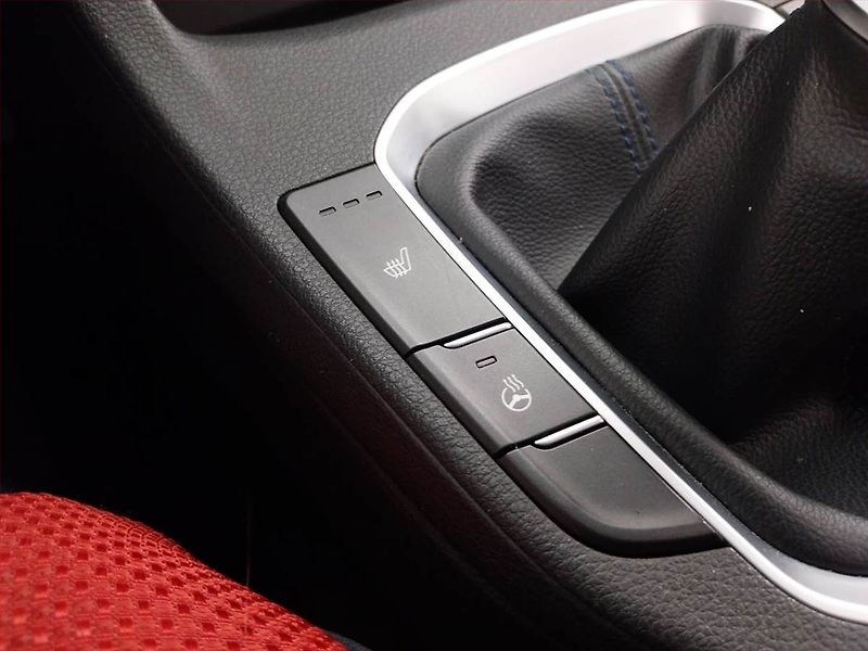 Hyundai i30 (2018) Go! 1.4 T-GDI, ČR,1.maj - fotka 20 z 27