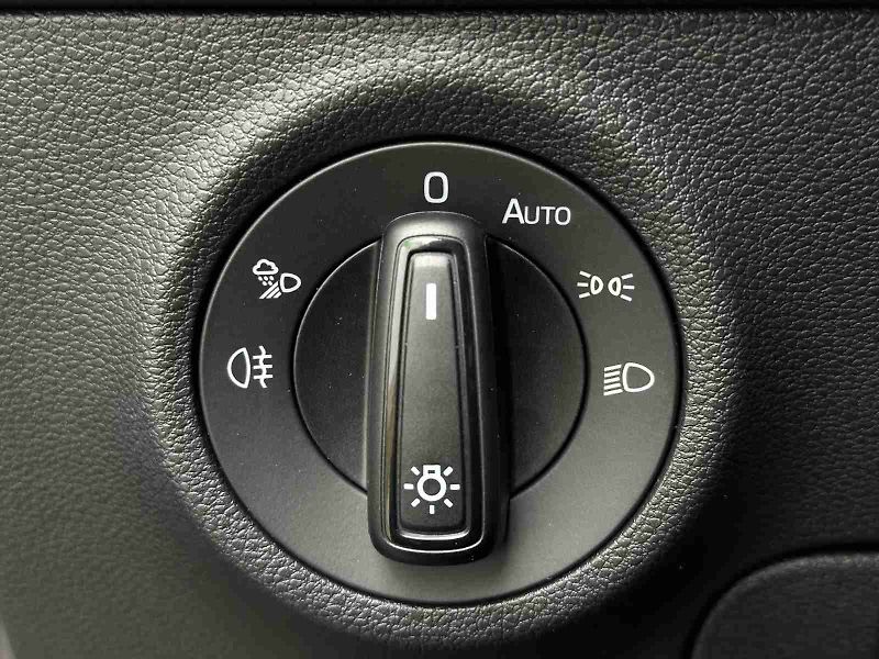 Škoda Karoq 1.5TSi DSG 150PS Sportline Mat - fotka 13 z 33