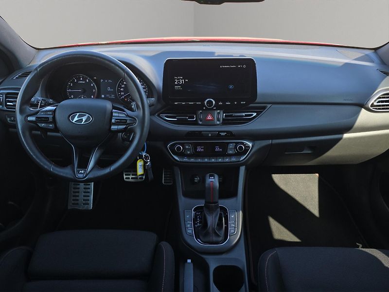 Hyundai i30 (2021) N-Line 1.5 T-GDi A/T 117kW, Se - fotka 9 z 28
