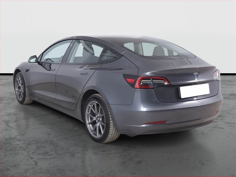 Tesla Model 3 (2022) Standard Range LFP, SoH 93% - fotka 4 z 20