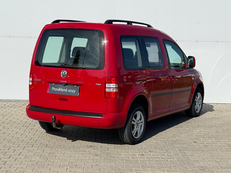 Volkswagen Caddy 1.2 TSI 77kW TRENDLINE - fotka 2 z 25