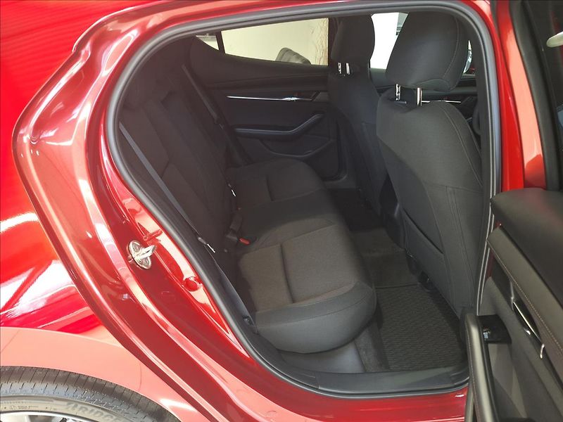 Mazda 3 (2026) 2.5 G 140ps 6AT FWD CENTRE-LIN - fotka 5 z 14