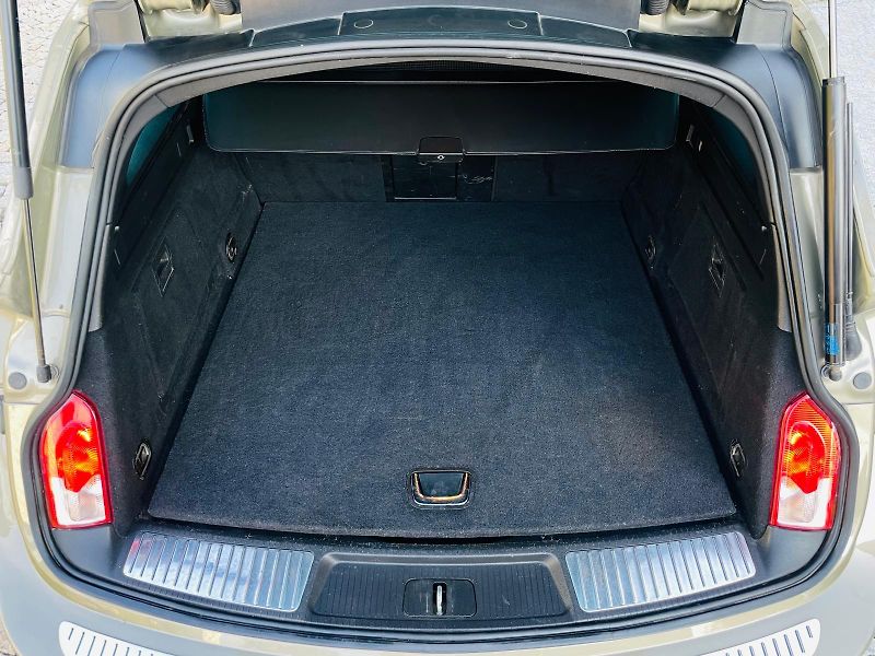 Opel Insignia 2.0CDTi 4x4 MANUÁL KAMERA VÝHŘ - fotka 21 z 49