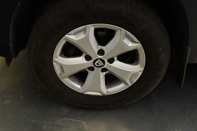 Dacia Duster - fotka 10 z 26