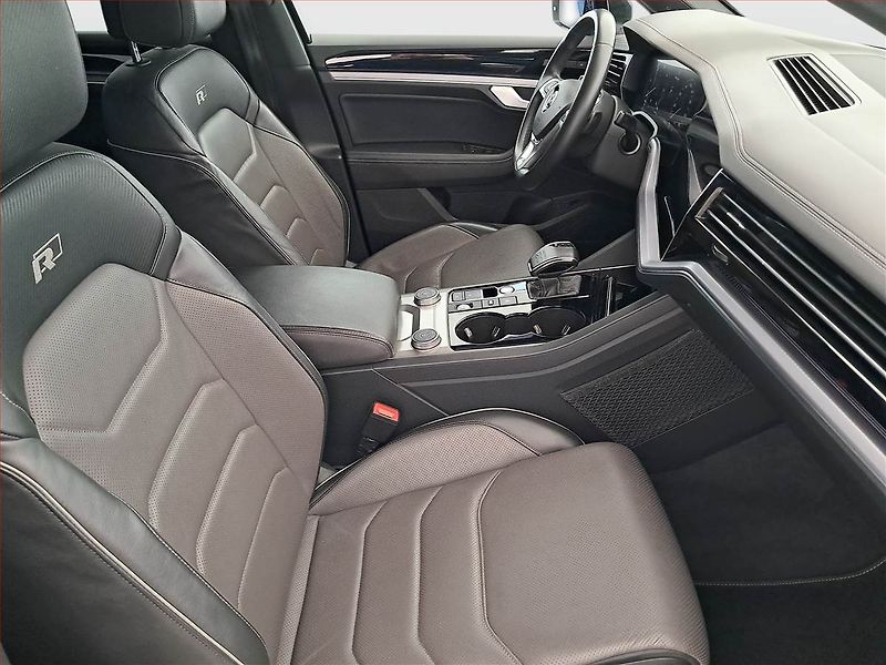 Volkswagen Touareg (2019) 3.0 TDI - fotka 9 z 21
