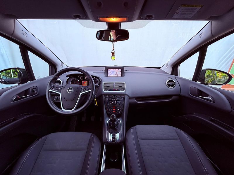 Opel Meriva 1.4 Turbo Innovation, Navi - fotka 15 z 25