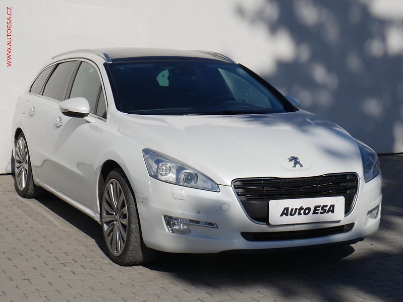 Peugeot 508 (2011) 2.2 HDi, ČR, GT, AT, bixen - fotografie inzerátu