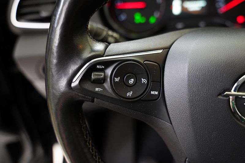 Opel Grandland X - fotka 15 z 27